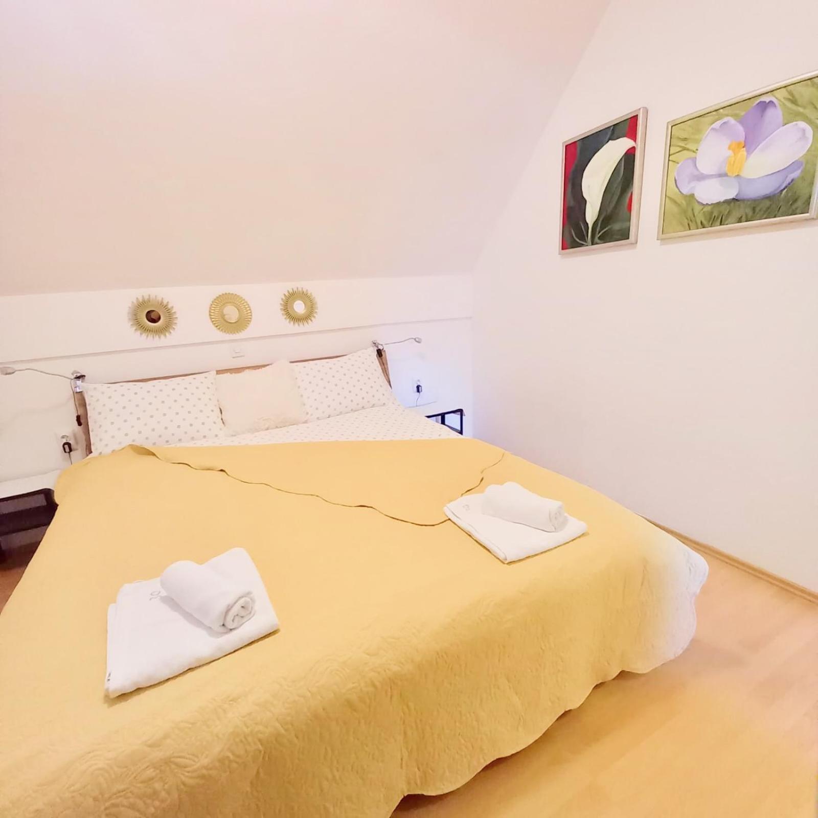 Miabella House - 2 Bedrooms And Terrace Brežice Exterior foto
